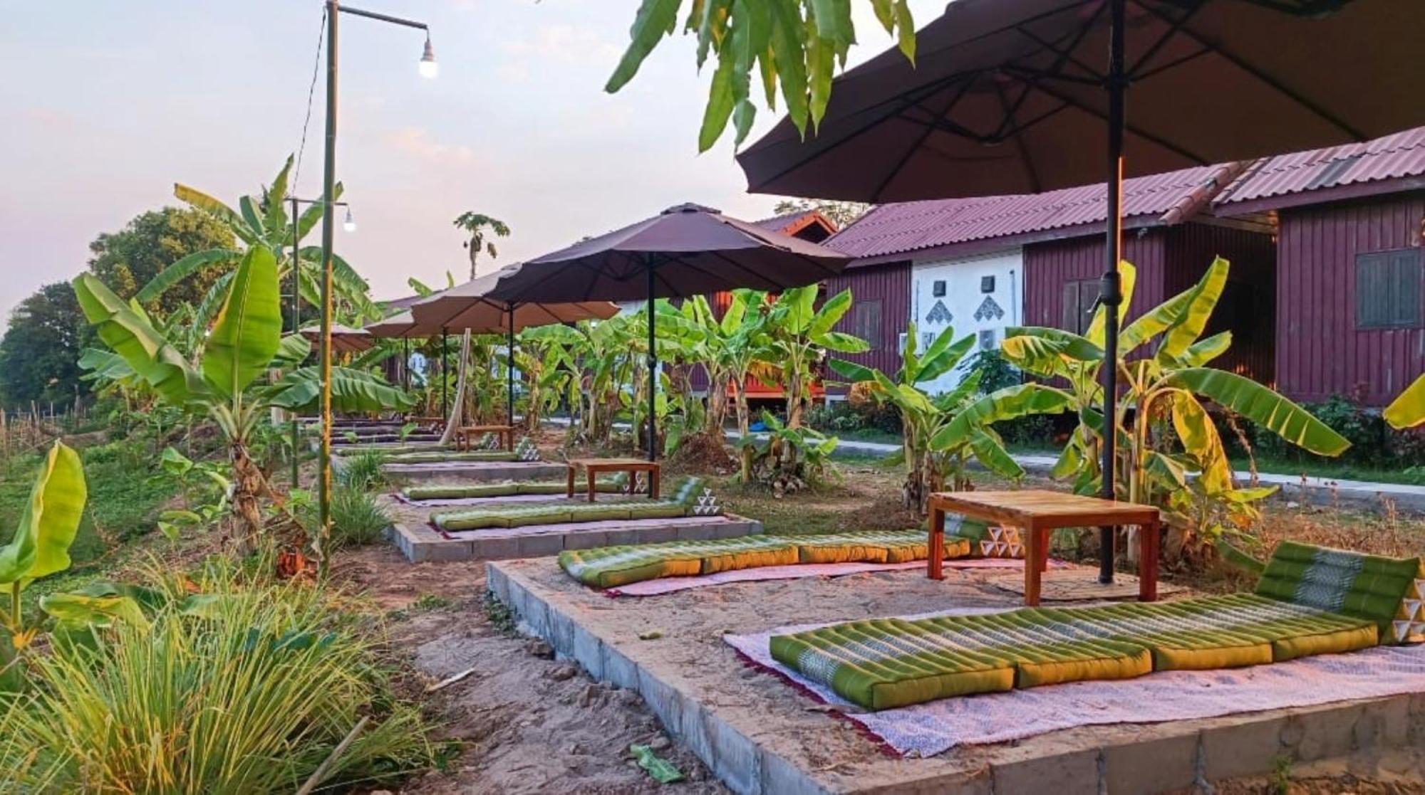 Chanhthida Guesthouse And The River Front Restaurant Ban Khon Exterior foto